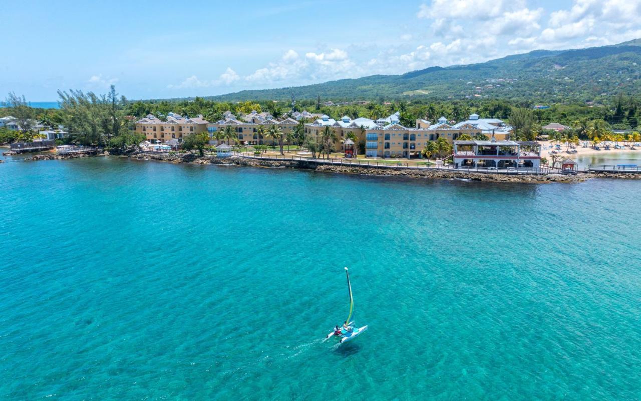 Jewel Paradise Cove Adult Resort&spa Resort