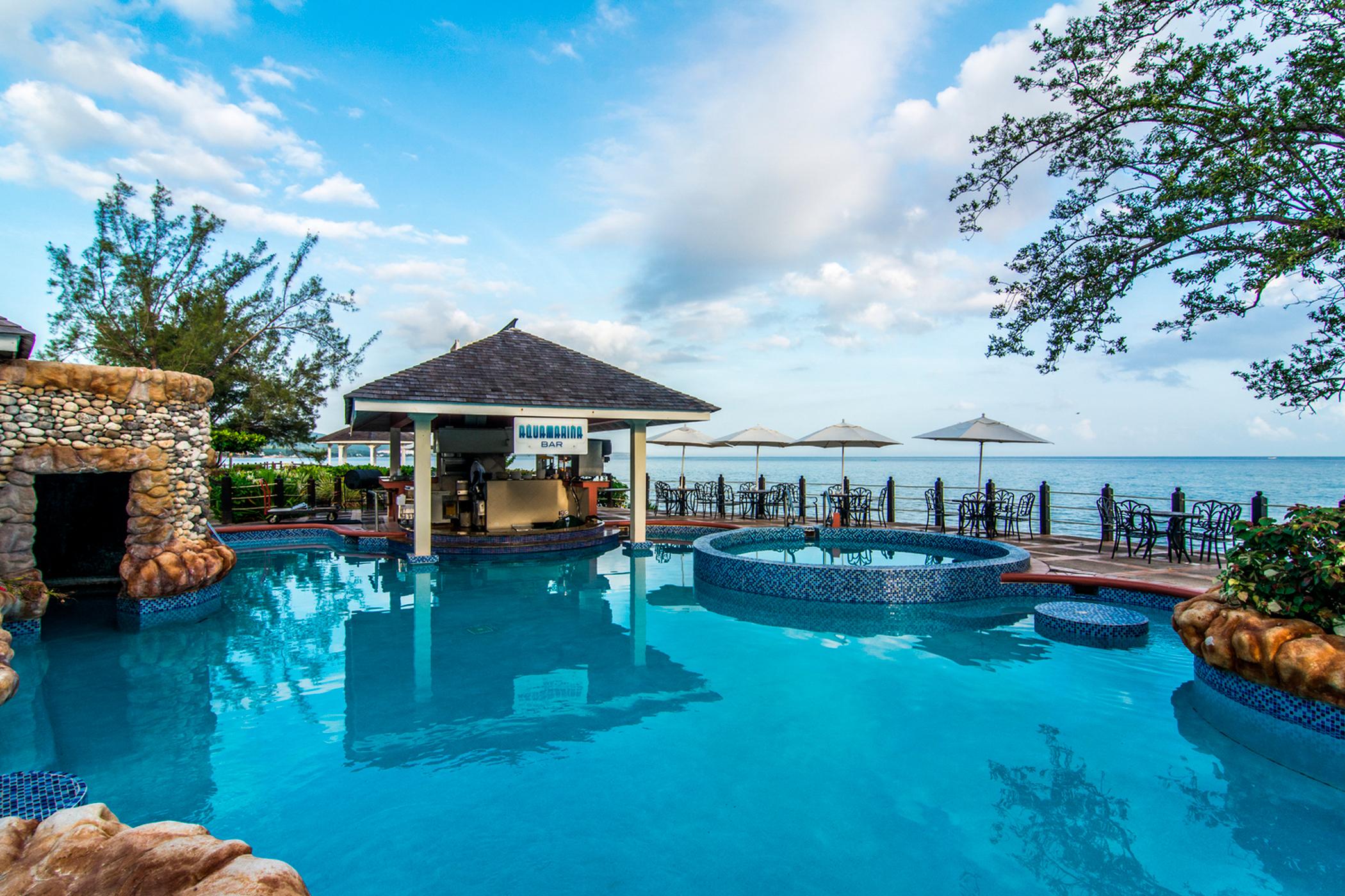 Jewel Paradise Cove Adult Resort&spa