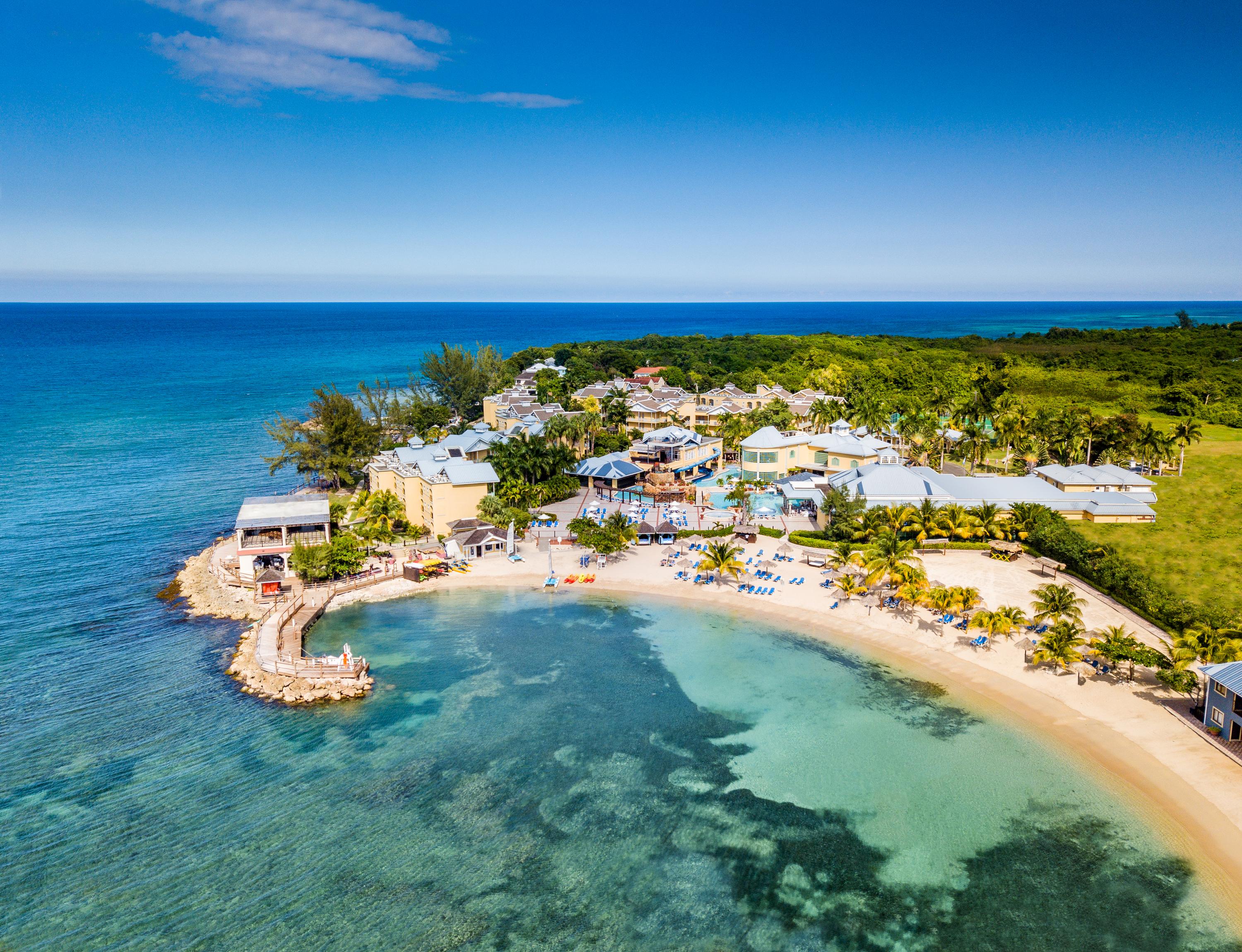 Jewel Paradise Cove Adult Resort&spa
