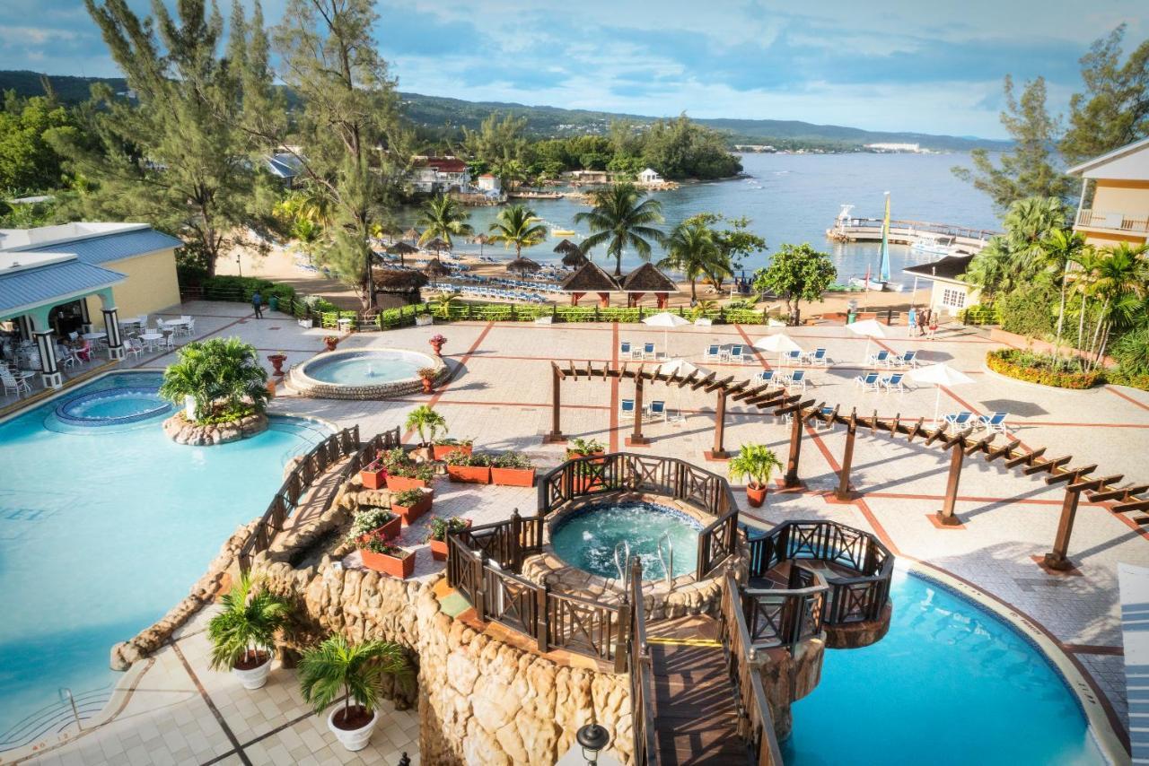 Resort Jewel Paradise Cove Adult Resort&spa